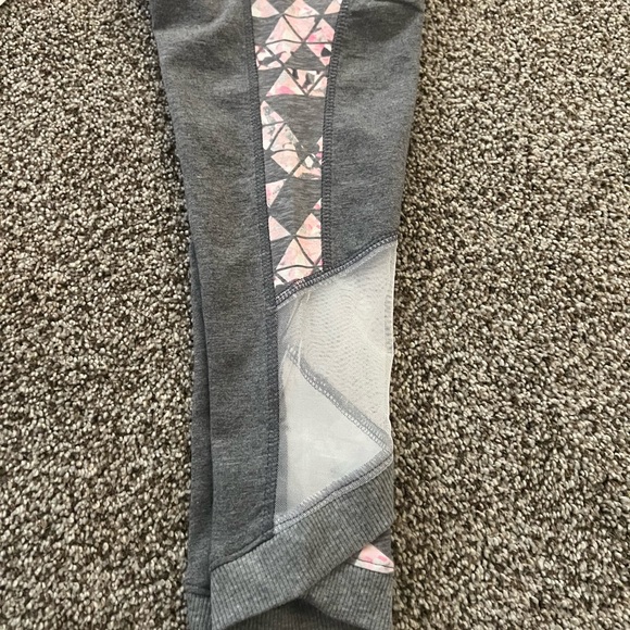 Justice athletic set girls size 6 - Picture 11 of 12